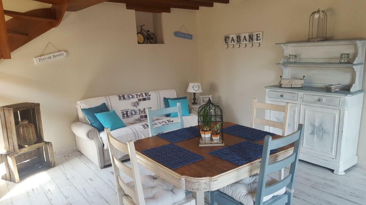 De La Girouette Holiday home Englesqueville-la-Percee